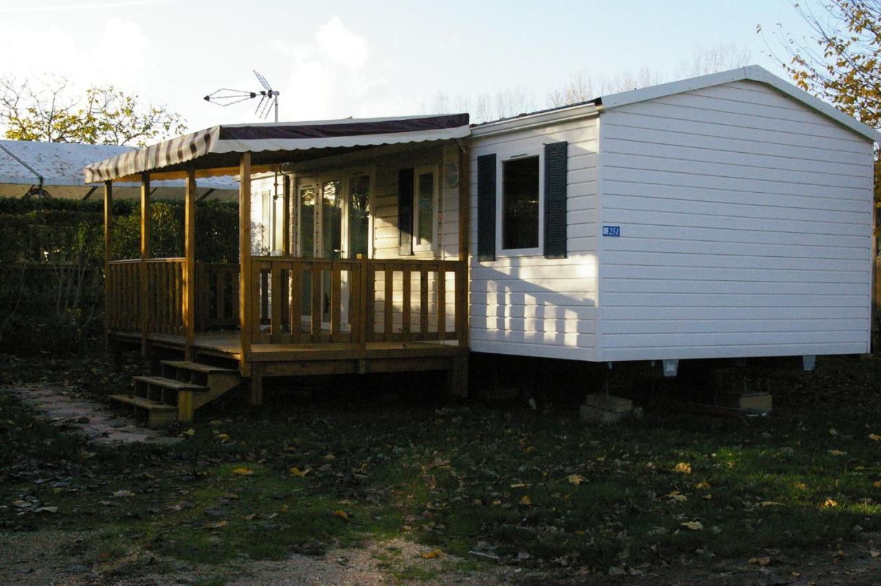 Mhvacances Louent Plusieurs Mobilhomes Dans Camping 4 Etoiles Proche Chateaux Et Zoo Beauval Onzain Dış mekan fotoğraf